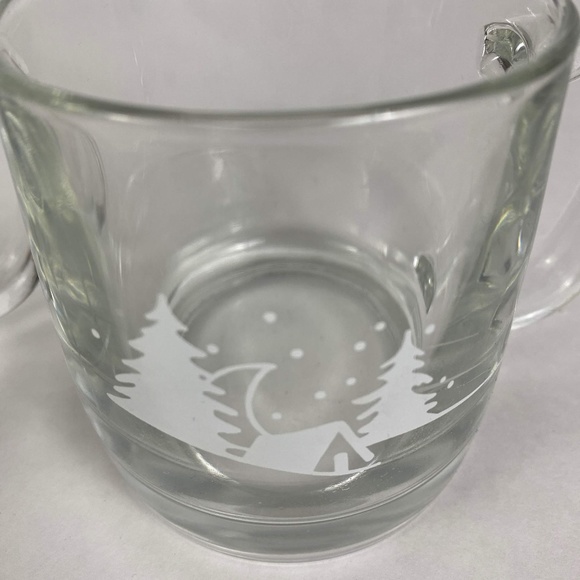 2 Clear Glass Winter Scene Mugs - Picture 1 of 8